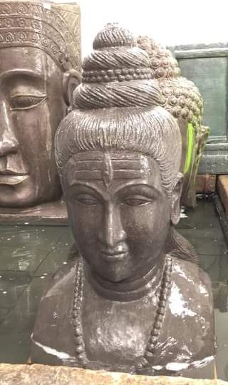 These Buddha statues really would set a good tone for