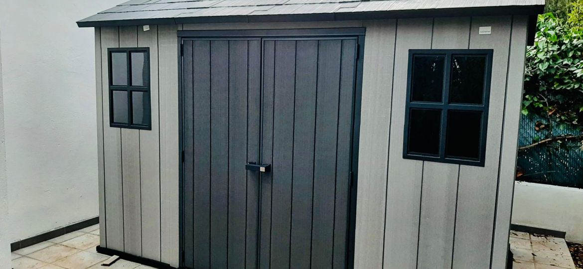 This Keter Oakland shed was delivered and built yesterday for