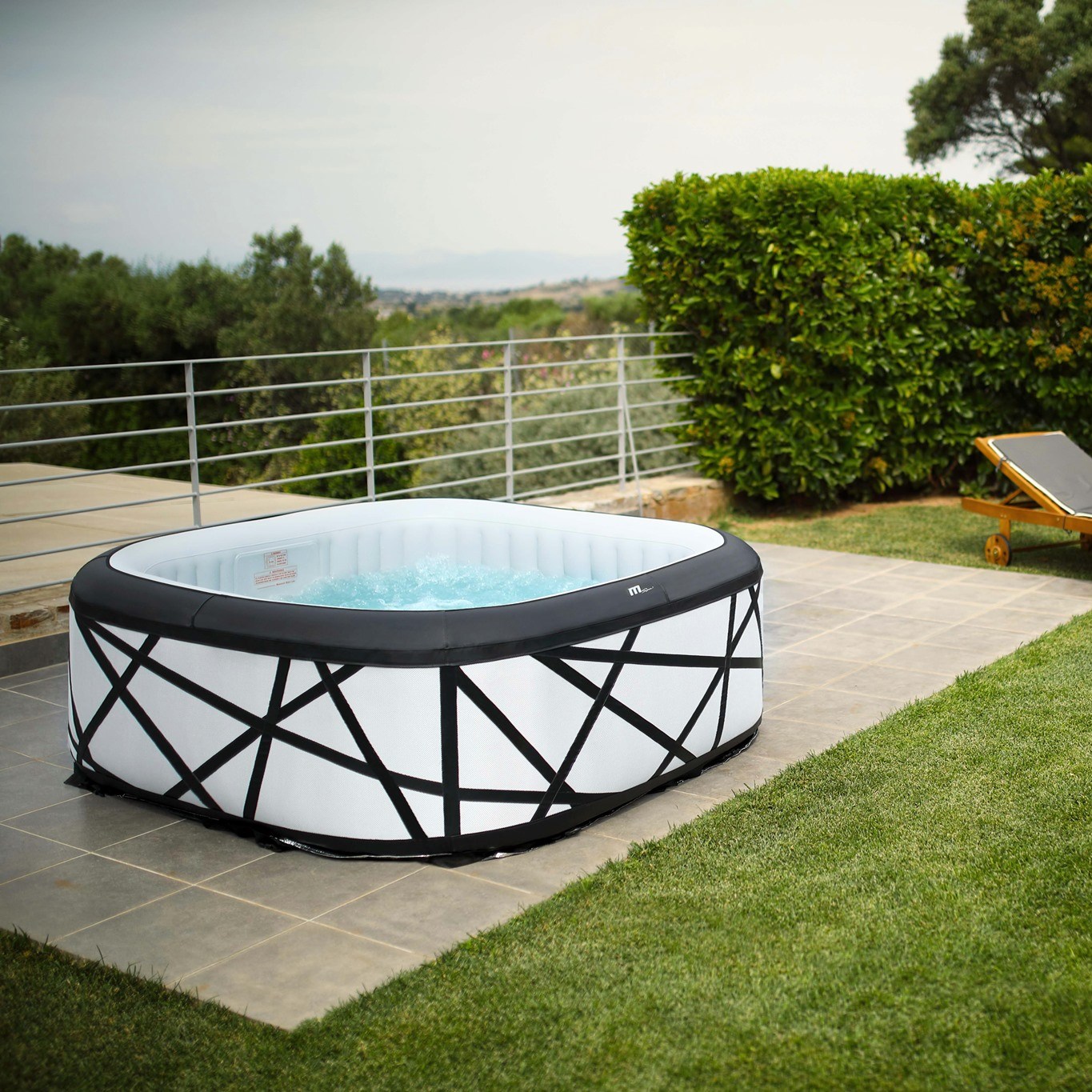 Completely surround your body in a blissful cushion of massaging bubbles in the SOHO air bath. The extra-spacious square... » Outdoor Furniture Fuengirola, Costa Del Sol, Spain