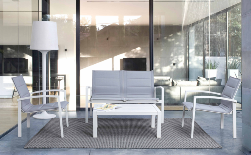 The Laiken sofa set is a combination of elegance and durable aluminium frames.

 » Outdoor Furniture Fuengirola, Costa Del Sol, Spain