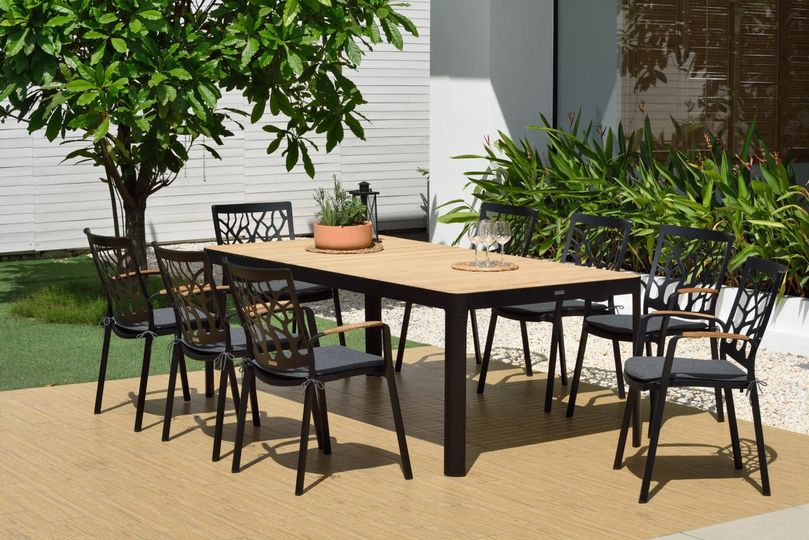 The Portals Dark range from Lifestyle Garden offers refined comfort with a robust structure; aluminium frames are ensnar... » Outdoor Furniture Fuengirola, Costa Del Sol, Spain