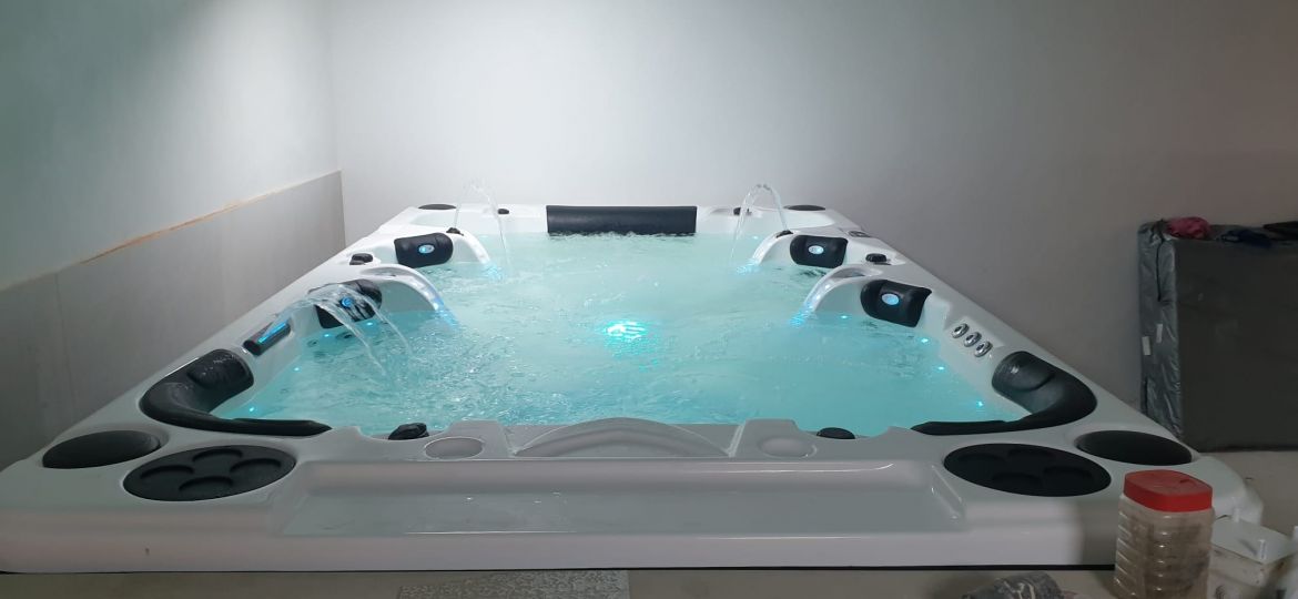 This beautiful Emperor spa was delivered and installed to a