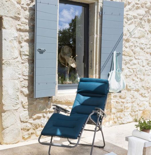 Lafuma´s Futura BeComfort® reclining chair is the go-to lounge chair