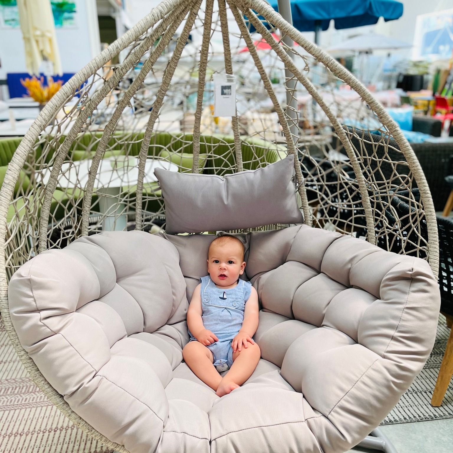 The youngest Favell chilling in the Amirantes hanging chair.

 » Outdoor Furniture Fuengirola, Costa Del Sol, Spain