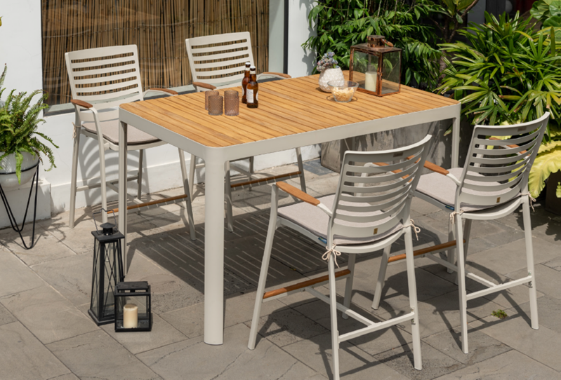 Portals Outdoor Bar Table with 6 Bar Chairs